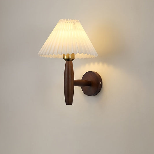 Nordic Wooden Wall Sconce with Pleated Shade – Retro Bedside Lamp