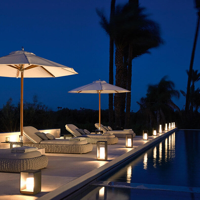 Sleek Square Outdoor LED Light - Waterproof, Solar-Powered