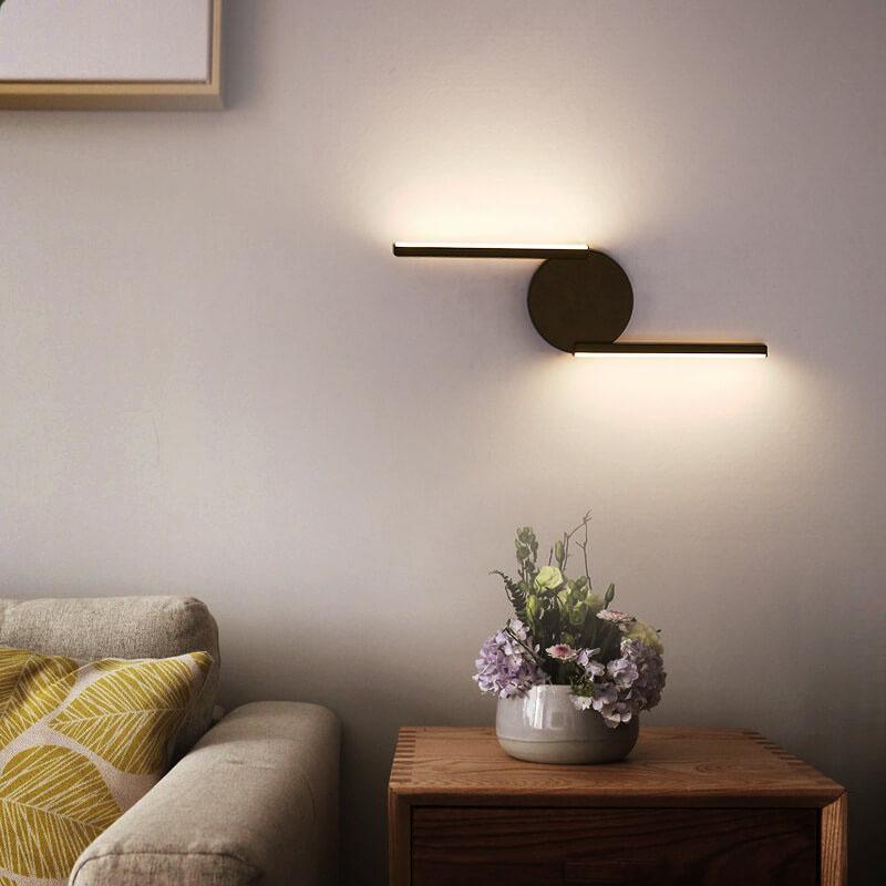 Sleek Curved Line LED Wall Light — Modern Minimalist Arc Design