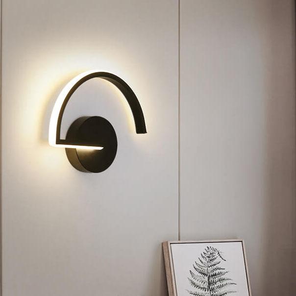 Sleek Curved Line LED Wall Light — Modern Minimalist Arc Design