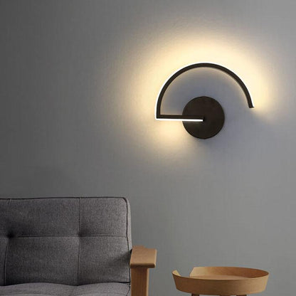 Sleek Curved Line LED Wall Light — Modern Minimalist Arc Design