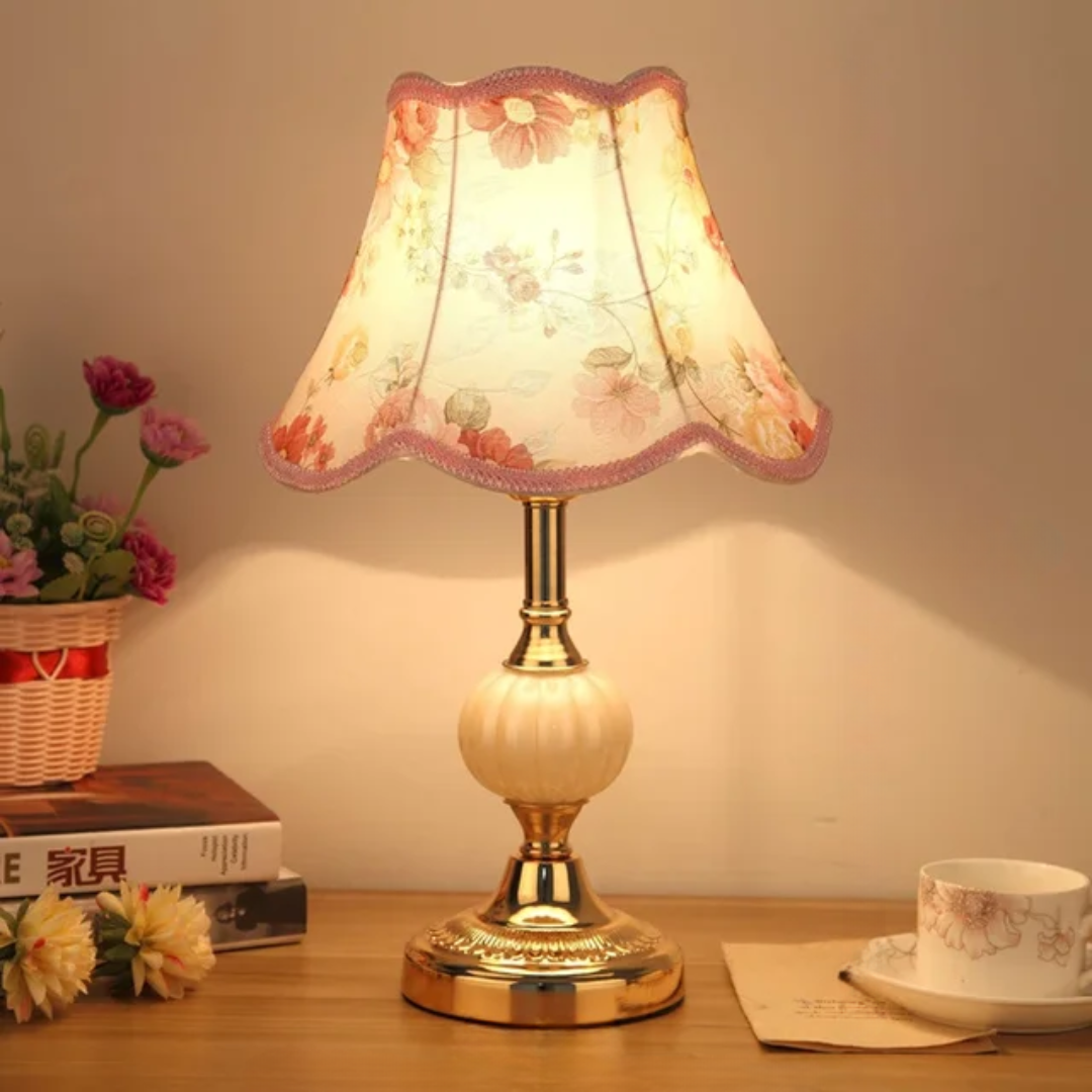 Quixy Vintage Scandinavian Table Lamp with Elegant Floral Design