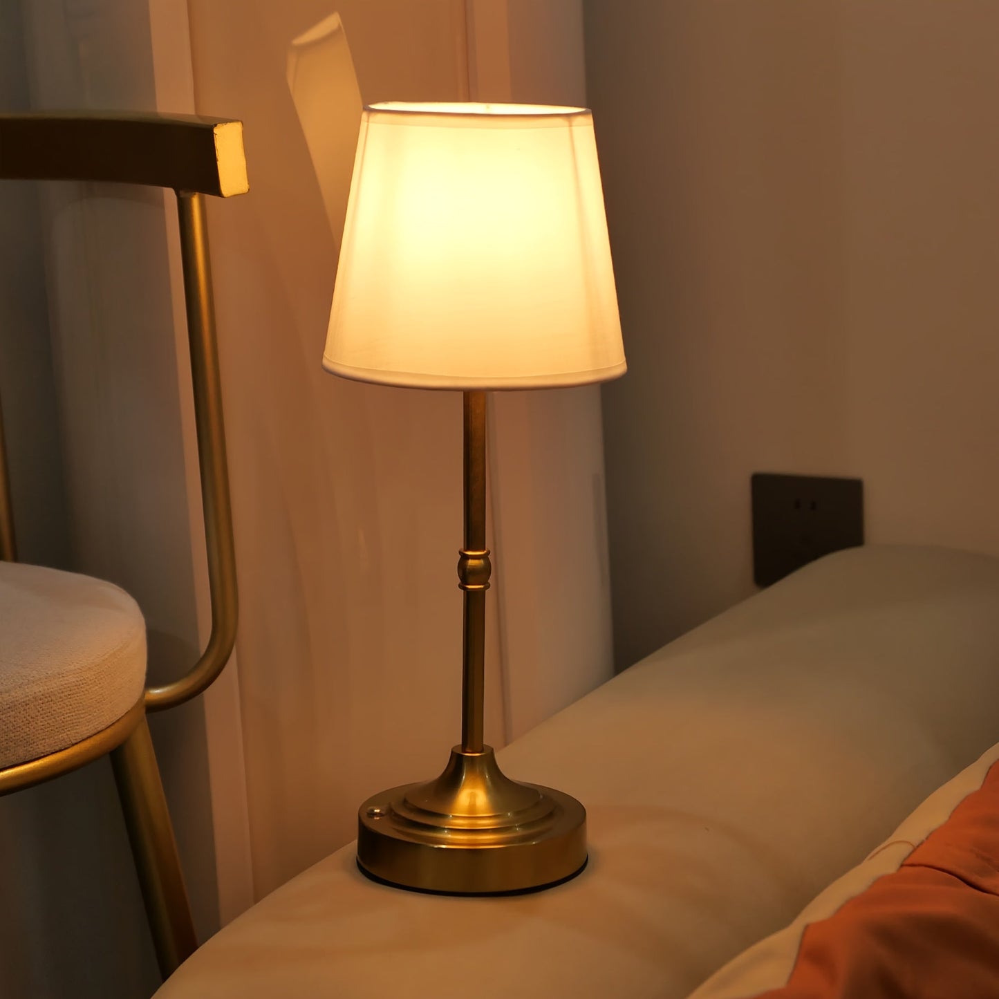 Dimmable Cordless Table Lamp with USB Rechargeable Battery — Portable Ambient Lighting