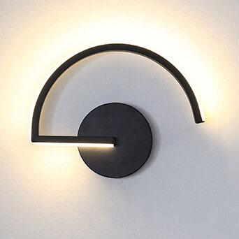 Sleek Curved Line LED Wall Light — Modern Minimalist Arc Design