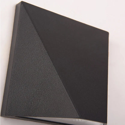 Sleek Black LED Wall Light - 5W Waterproof Aluminium Outdoor Lamp