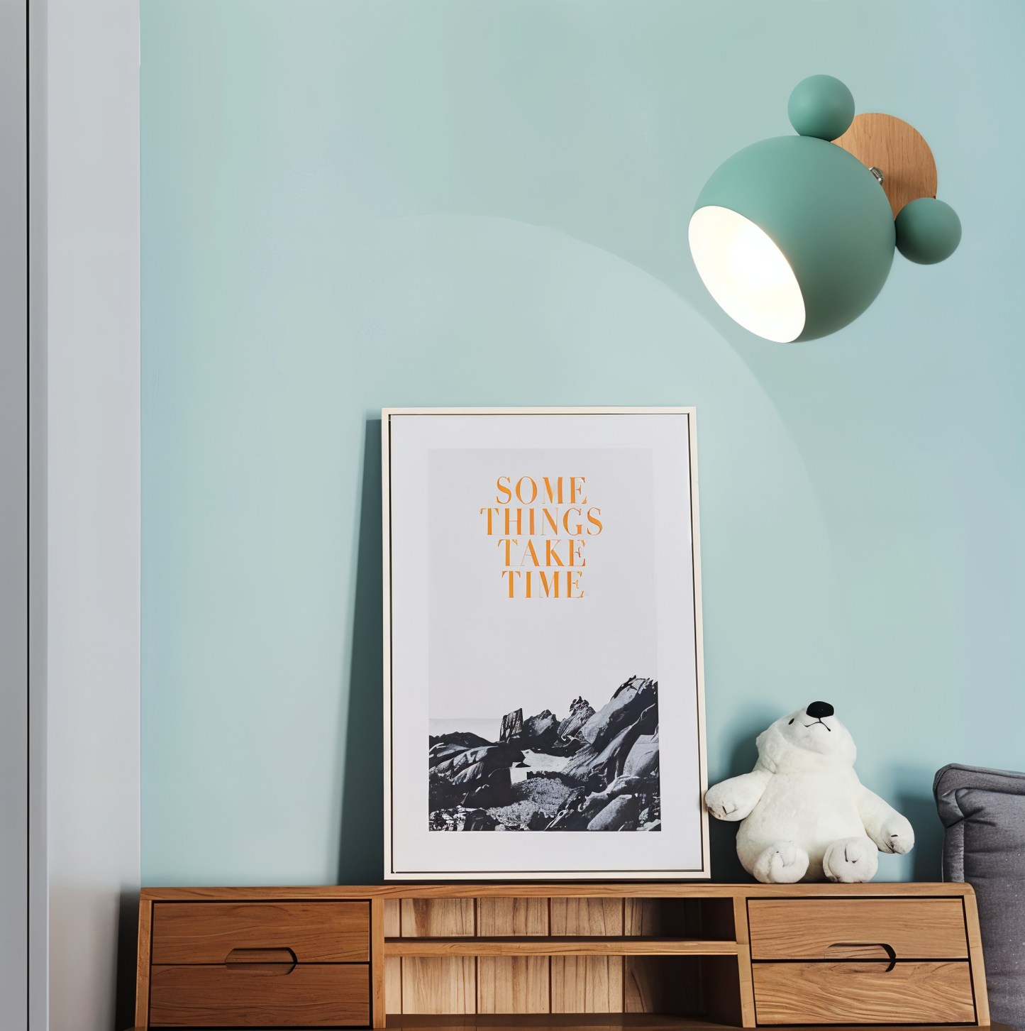FlashMouse Wall Lamp — Playful Modern Design for Any Room