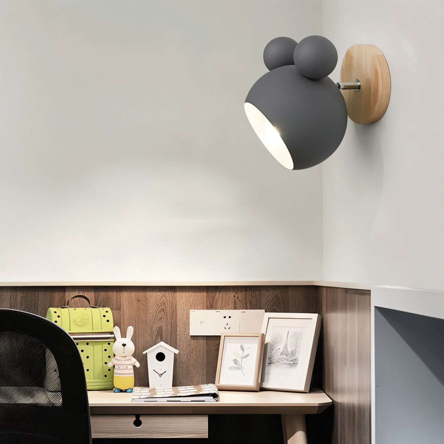 FlashMouse Wall Lamp — Playful Modern Design for Any Room