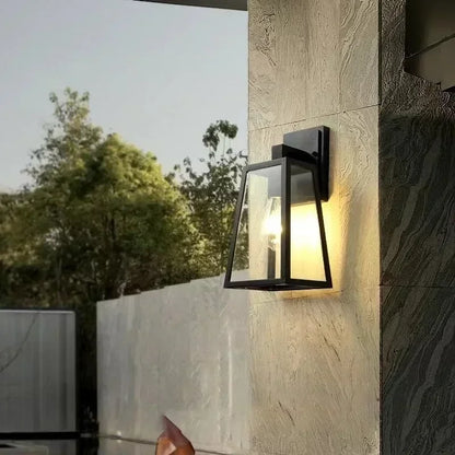 Verona Outdoor Wall Lantern | European-Style Modern Exterior Lighting