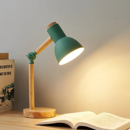 Sleek Nordic Wooden Desk Lamp - Adjustable Modern Table Light