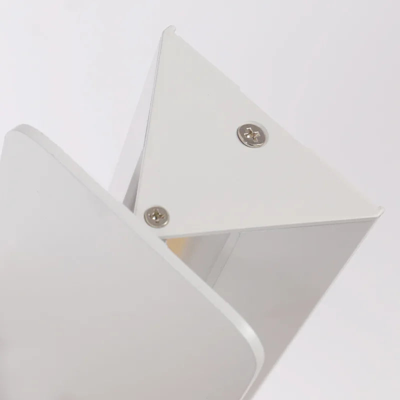 Sleek Modern LED Wall Light with a Minimalist Aluminium Swing Arm