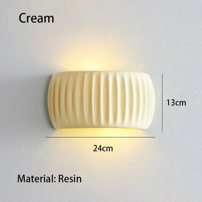 French Resin Wall Lamp – Textured Modern Sconce for Elegant Ambient Lighting