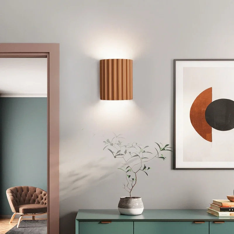Nordic Modern Resin Wall Lamp - Sleek Indoor Wall Light for a Stylish Home
