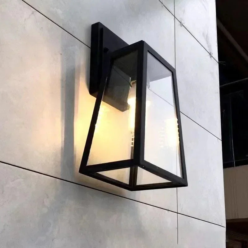 Verona Outdoor Wall Lantern | European-Style Modern Exterior Lighting
