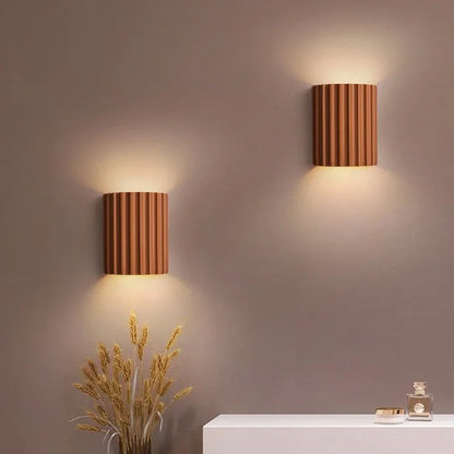 Nordic Modern Resin Wall Lamp - Sleek Indoor Wall Light for a Stylish Home